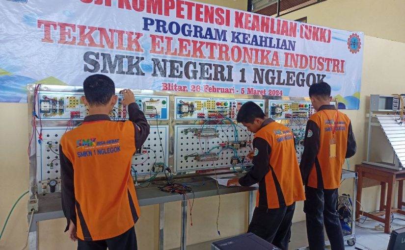 Strategi Sukses Menghadapi UKK Jurusan Elektro