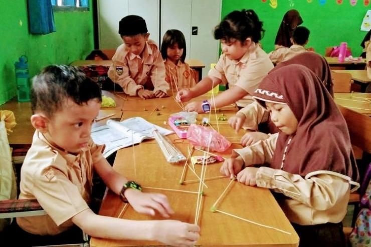 Jika Kreativitas Tidak Masuk Rapor, Apakah Masih Layak Dihargai?