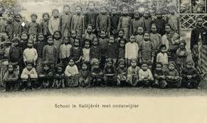 Cerita Sekolah Zaman Belanda: Bagaimana Murid Indonesia Menghadapinya